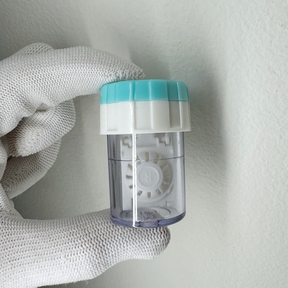 6pk - Mini Contact Lens Washer Case - Picture 6 of 13